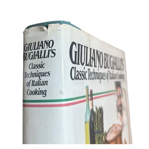 Giuliano Bugialli's Classic Techniques of Italian Cooking 1982 Vintage Cookbook - Picture 3 of 12